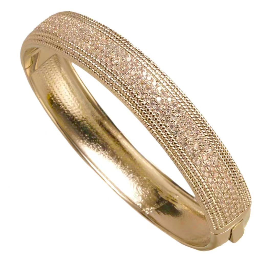 MEDIUM GOLD PAVE BANGLE