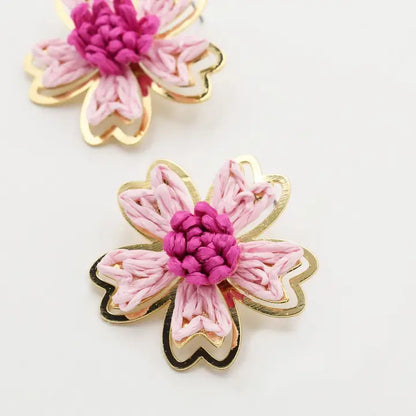 RAFFIA FLOWER STUD A49