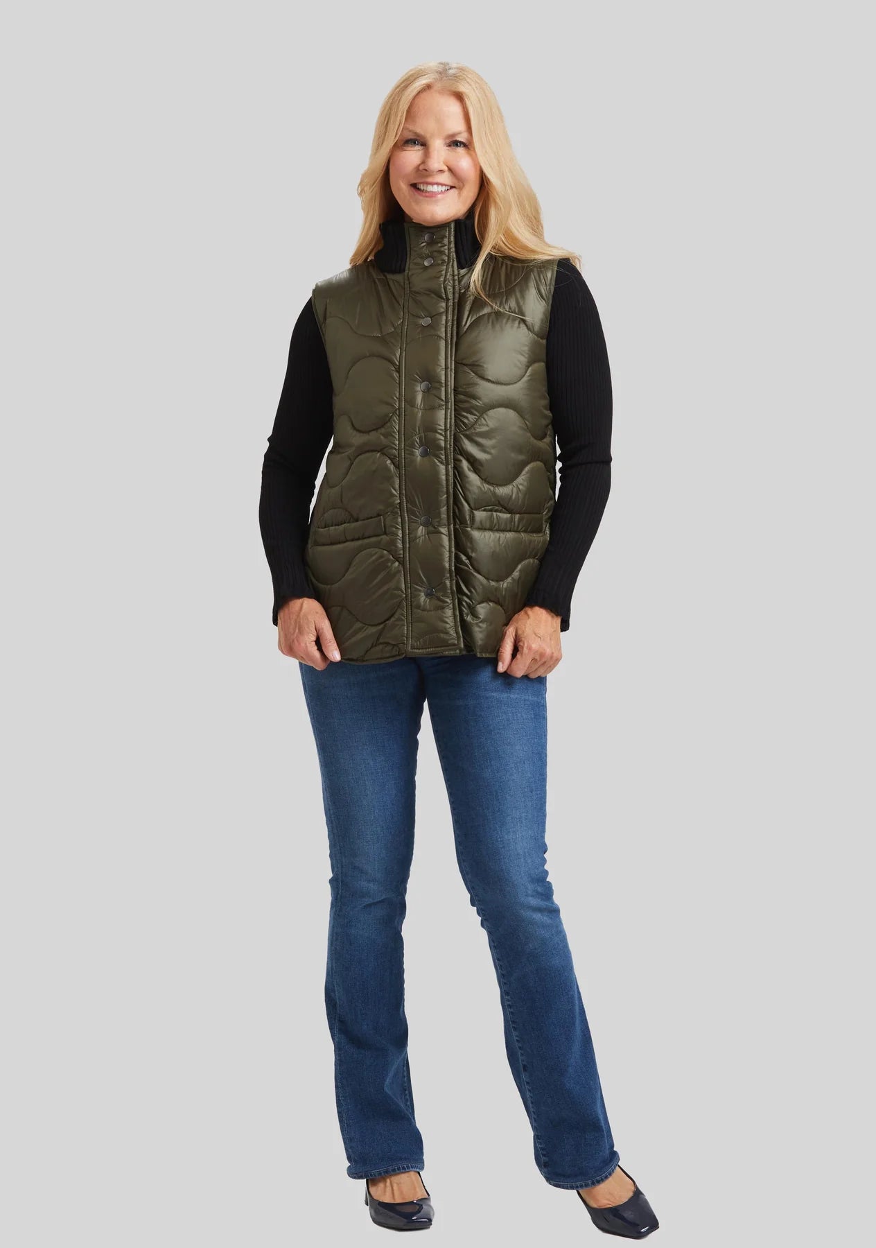 QUILTED SNAP  VEST