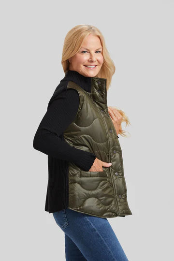 QUILTED SNAP  VEST