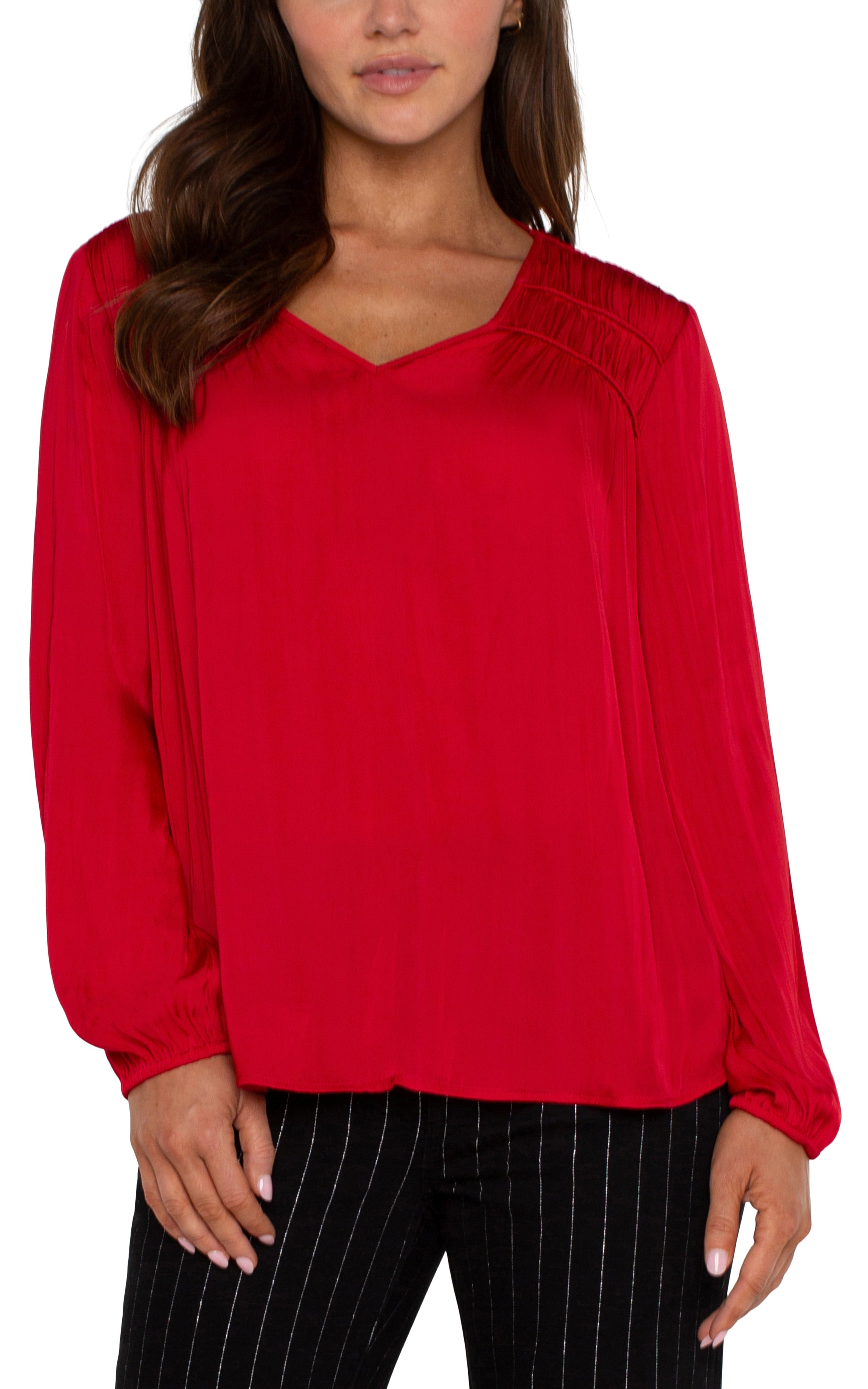 LONG SLEEVE V NECK WOVEN BLOUSE W/SHIRRING*