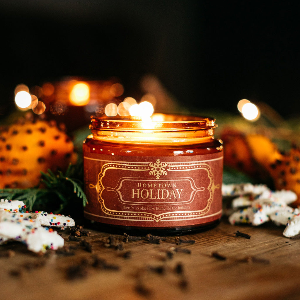 HOMETOWN HOLIDAY CANDLE