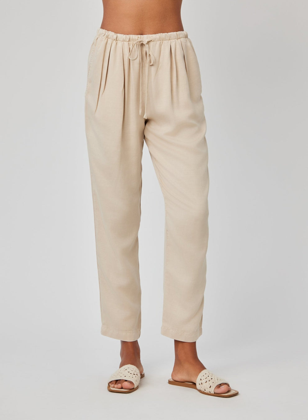 LINA - PLEATED DRAWSTRING TROUSER